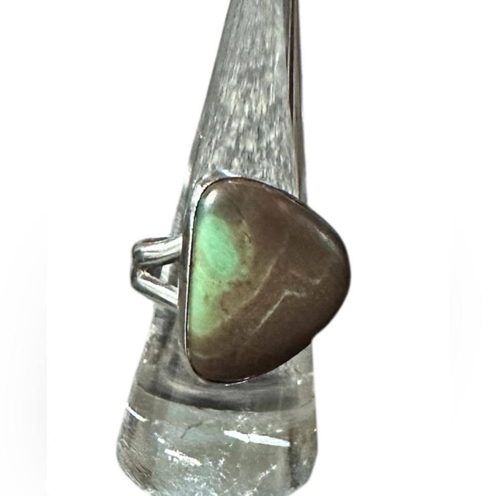 Vintage Sterling Silver and Turquoise Stone Navajo Ring